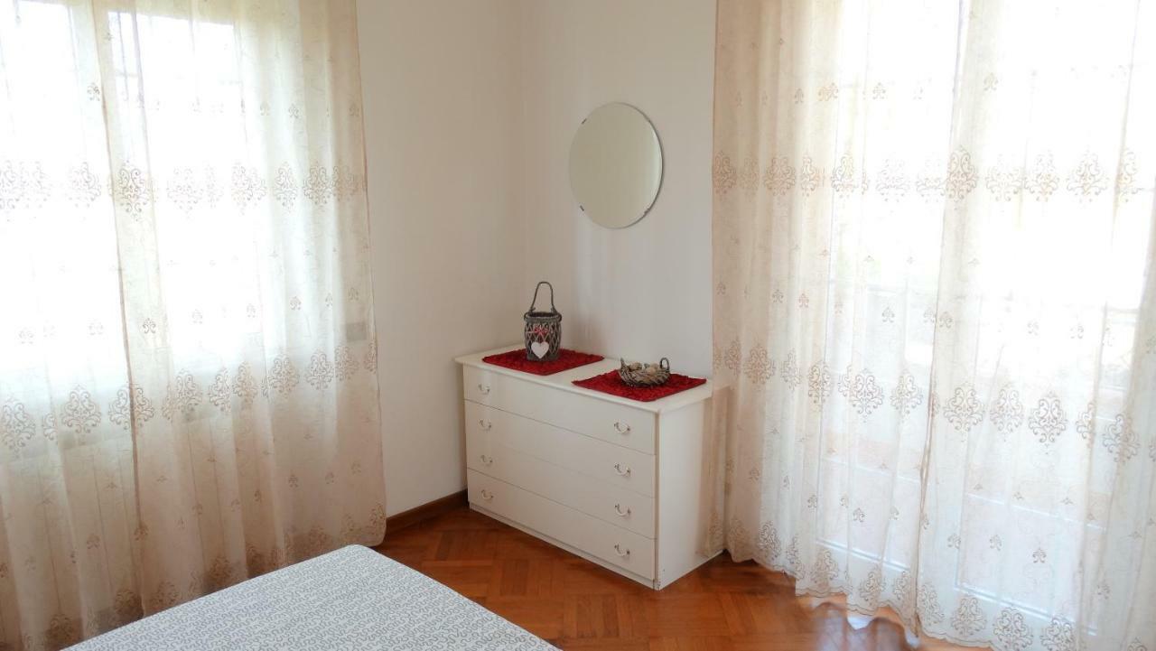 Supercasona Pratica Villa Сарцана Екстериор снимка