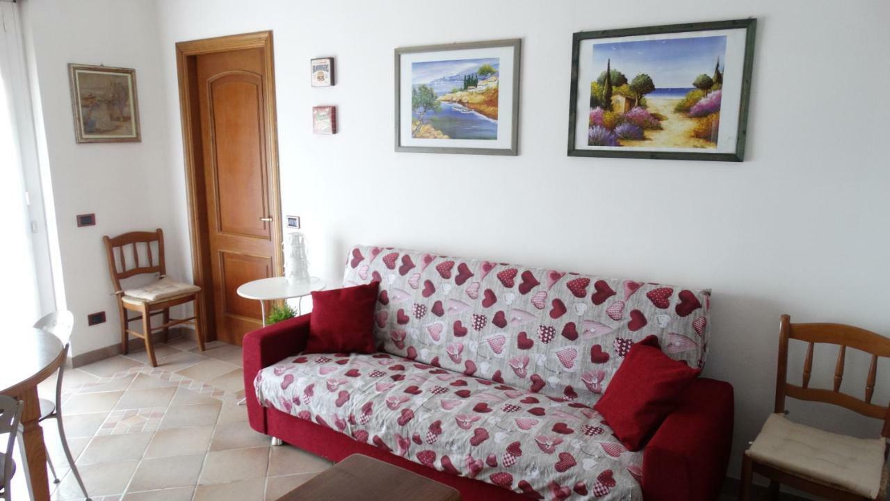 Supercasona Pratica Villa Сарцана Екстериор снимка